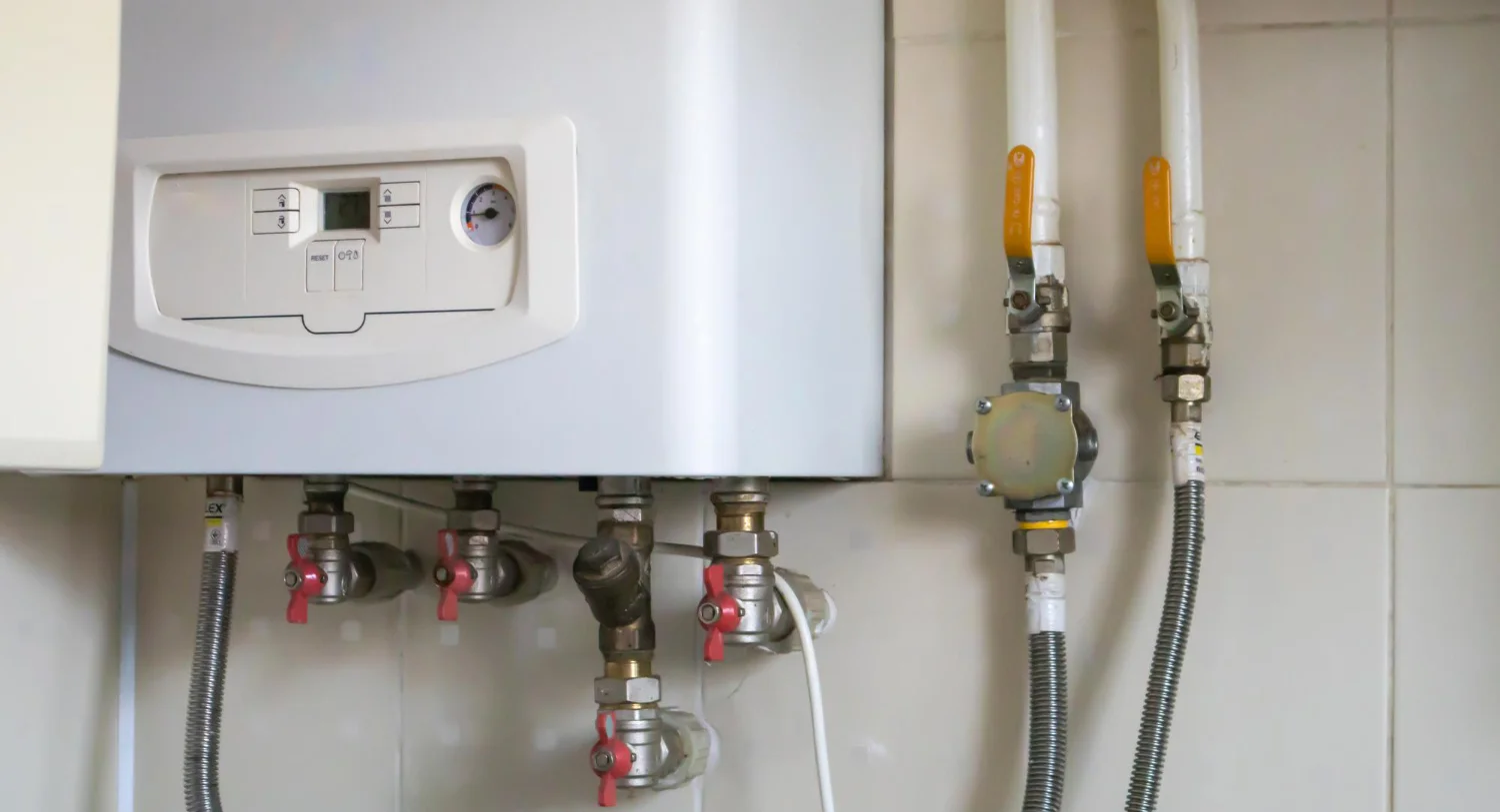 Combi, System, or Regular Boiler: Which One is Right for an Ayrshire Home?
