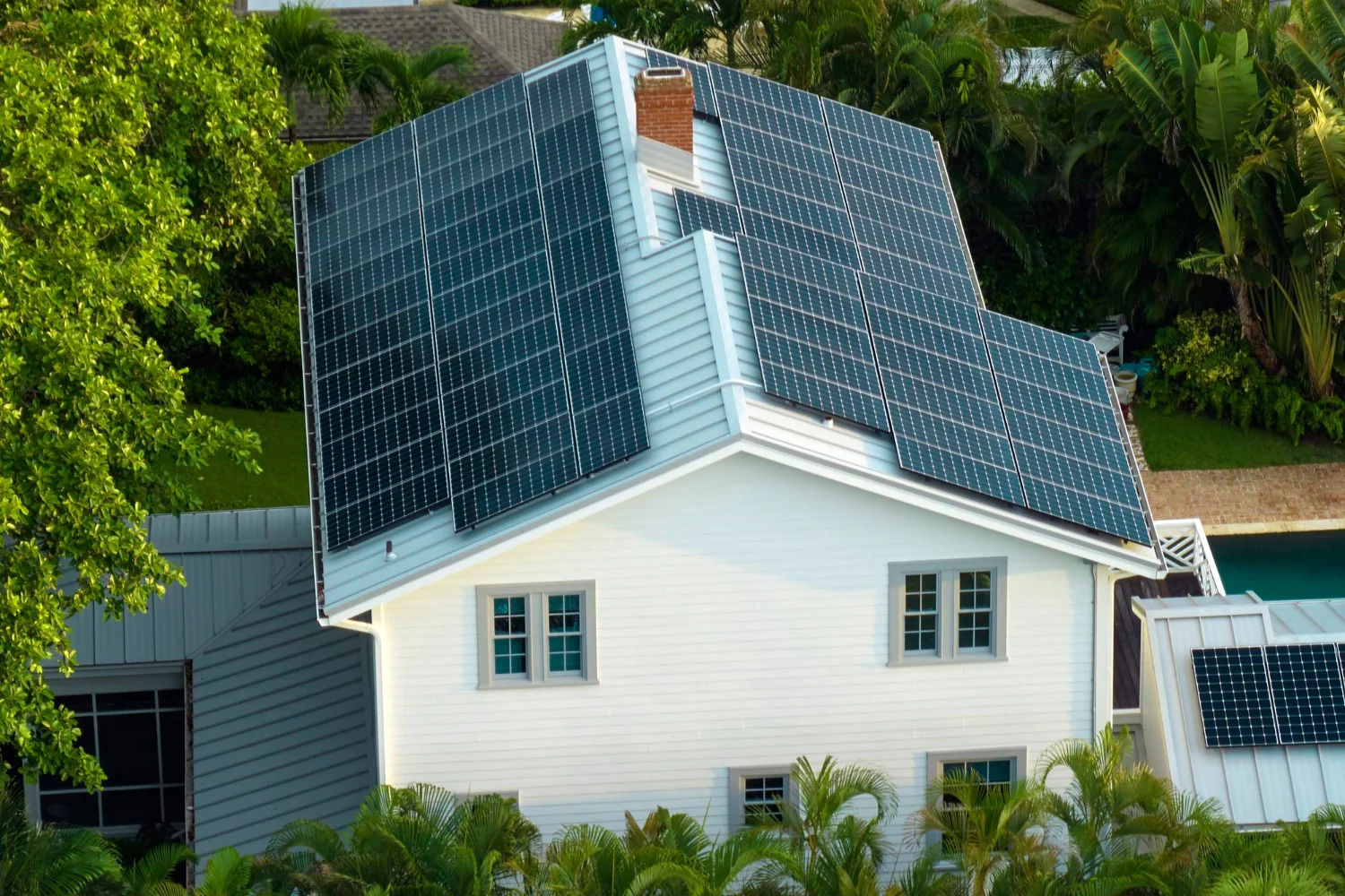 Is Solar Energy Right for Your Home? Pros and Cons to Consider